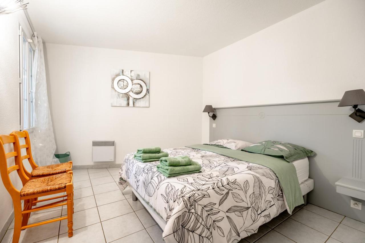 Superbe Appartement Avec Piscine Le Plan-de-la-Tour Exterior foto