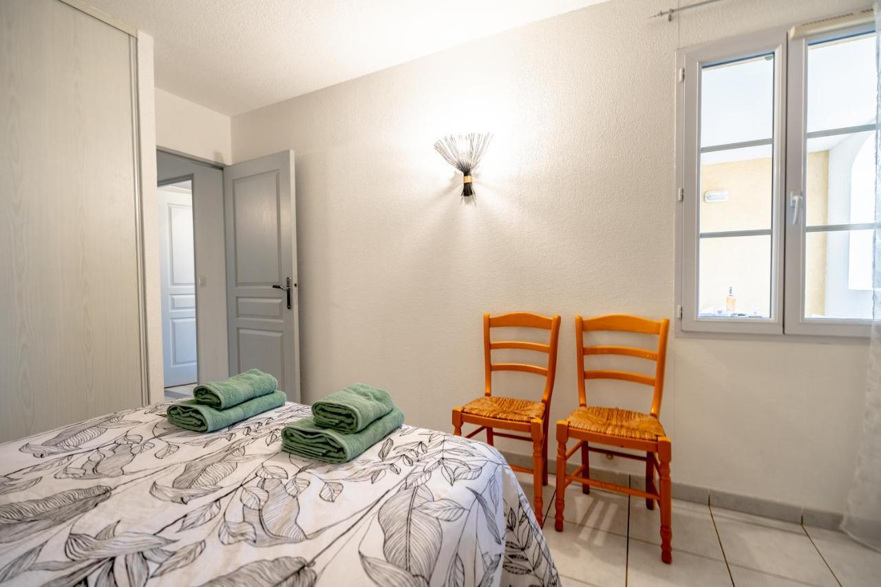 Superbe Appartement Avec Piscine Le Plan-de-la-Tour Exterior foto